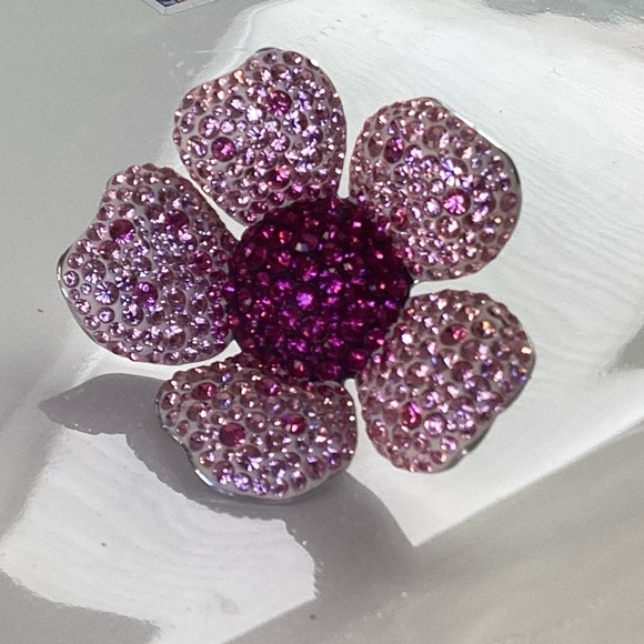 🌸Swarovski Pink Crystal Blossom - Picture 7 of 7